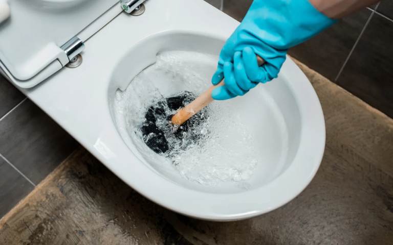 علت عدم تخلیه توالت فرنگی